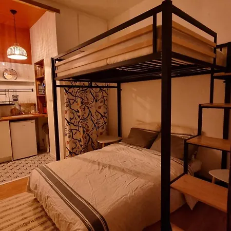 A 3 Minutes De La Gare Apartament *